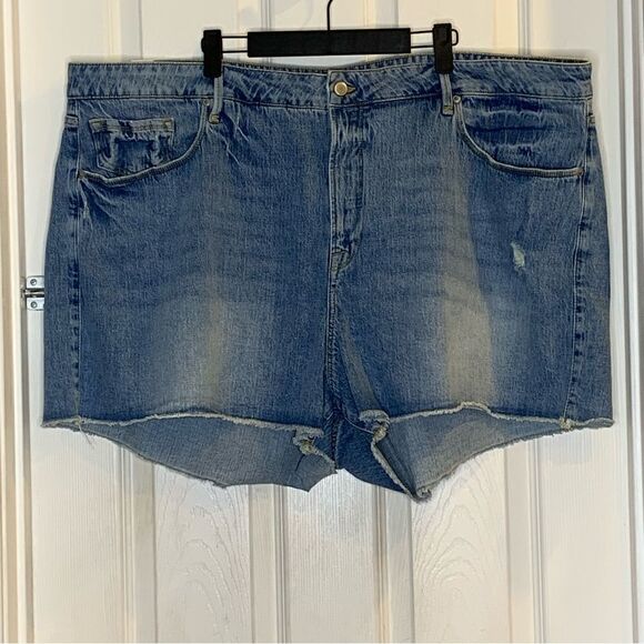 Good American Cut Off Short Plus Size 24 - Picture 10 of 11
